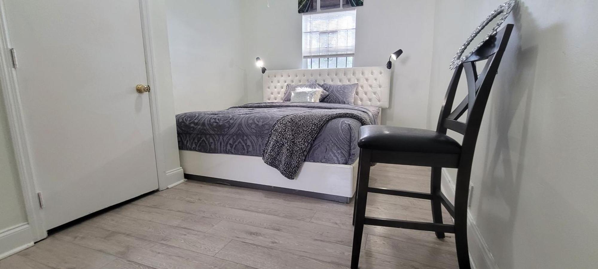 Large, Central, Lovely & Cozy 4Bed/2Bath - House By Everbank Stadium Jacksonville Exteriér fotografie