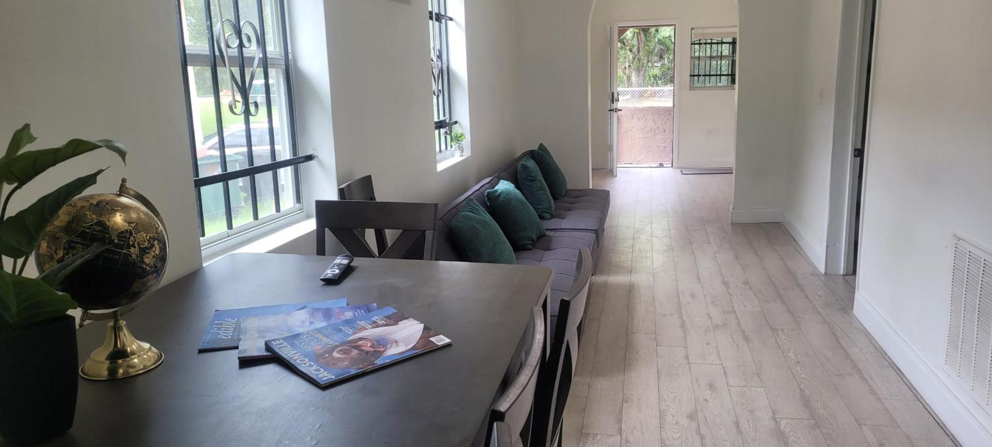 Large, Central, Lovely & Cozy 4Bed/2Bath - House By Everbank Stadium Jacksonville Exteriér fotografie