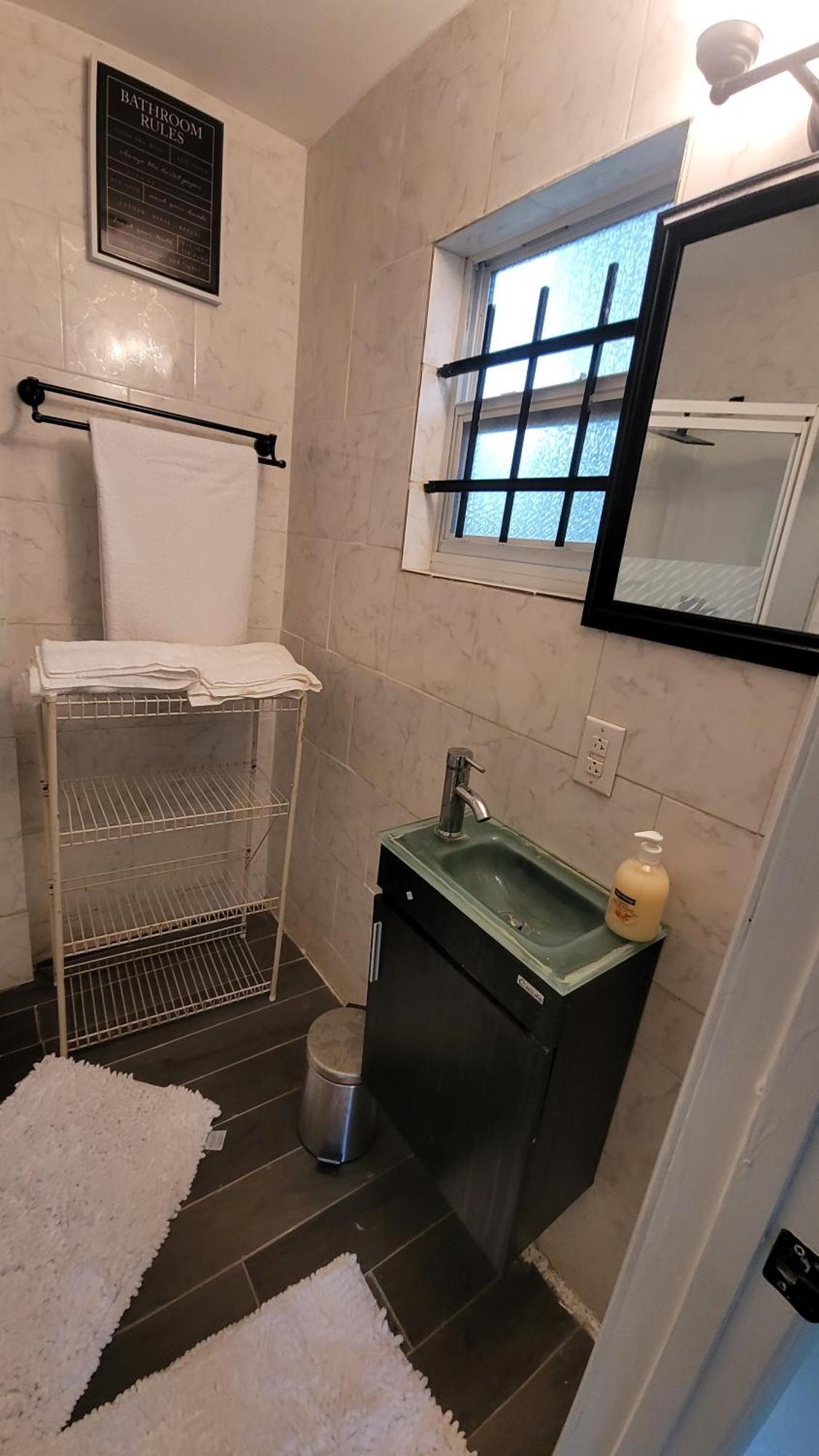 Large, Central, Lovely & Cozy 4Bed/2Bath - House By Everbank Stadium Jacksonville Exteriér fotografie